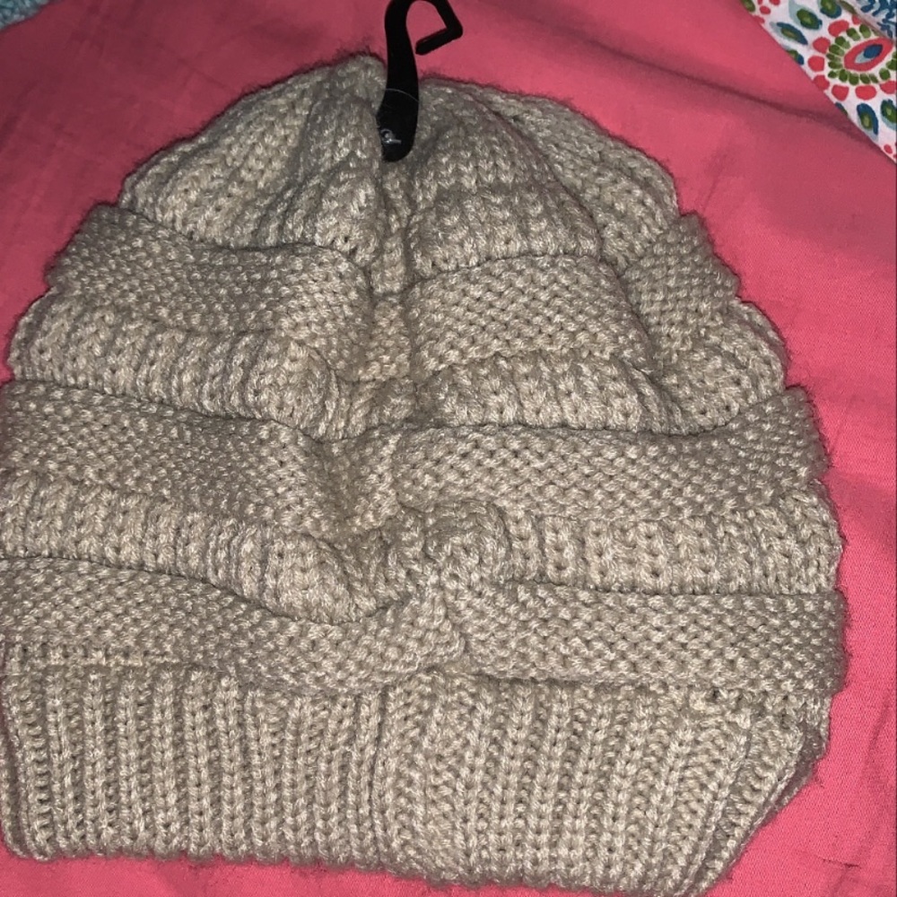 beanies - Picture 4 of 4